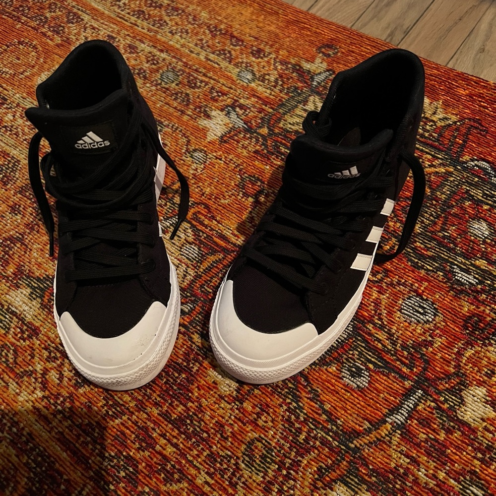 Super cute —- worn once——Adidas platform sneakers.